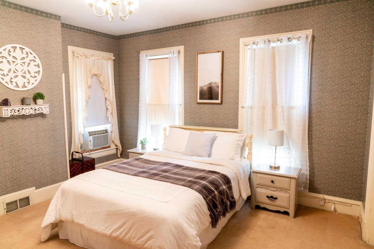 Charming Executive Victorian Mansion W/ Free Parking - Near Bucknell Milton Exterior foto