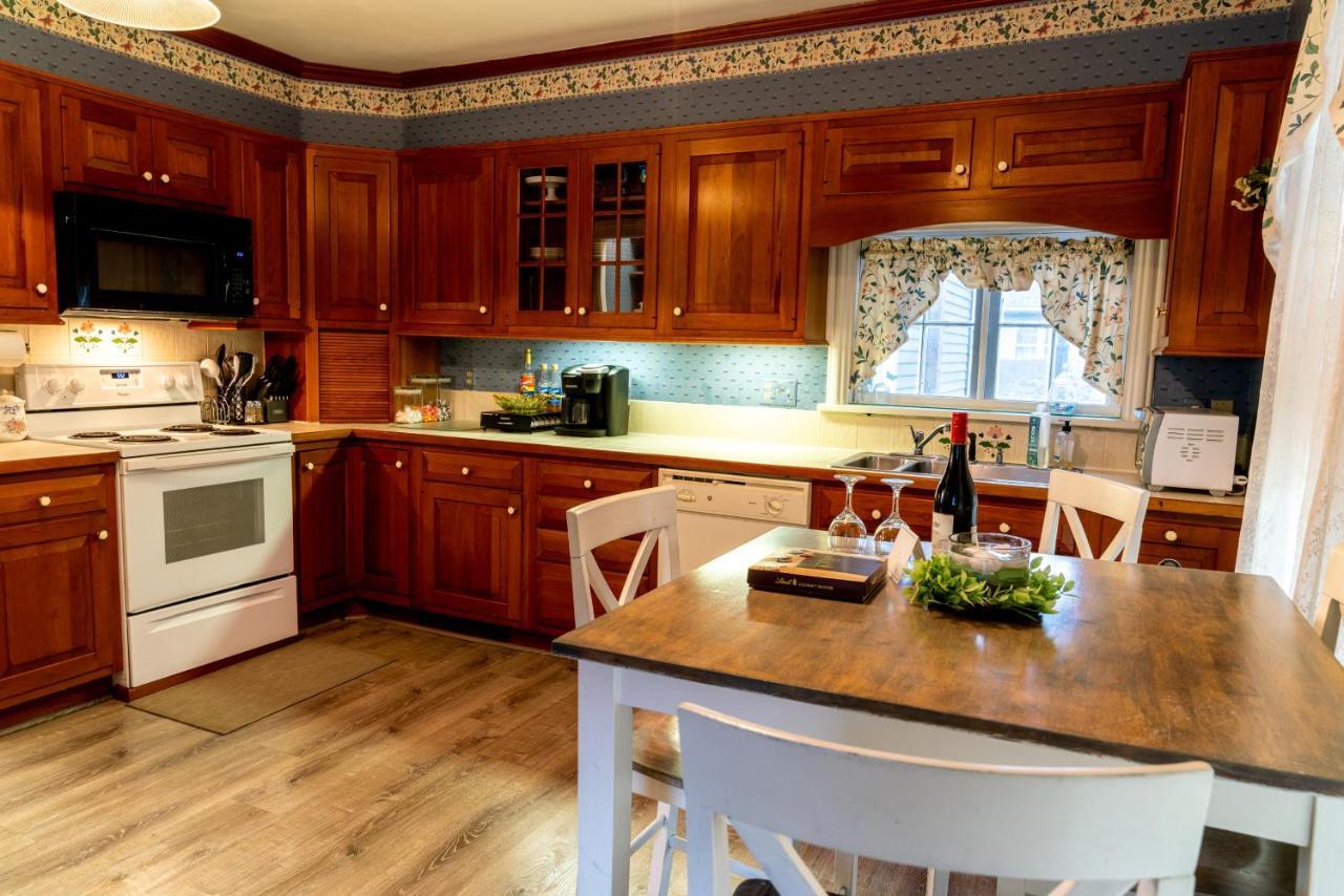 Charming Executive Victorian Mansion W/ Free Parking - Near Bucknell Milton Exterior foto