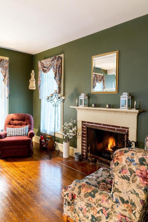 Charming Executive Victorian Mansion W/ Free Parking - Near Bucknell Milton Exterior foto